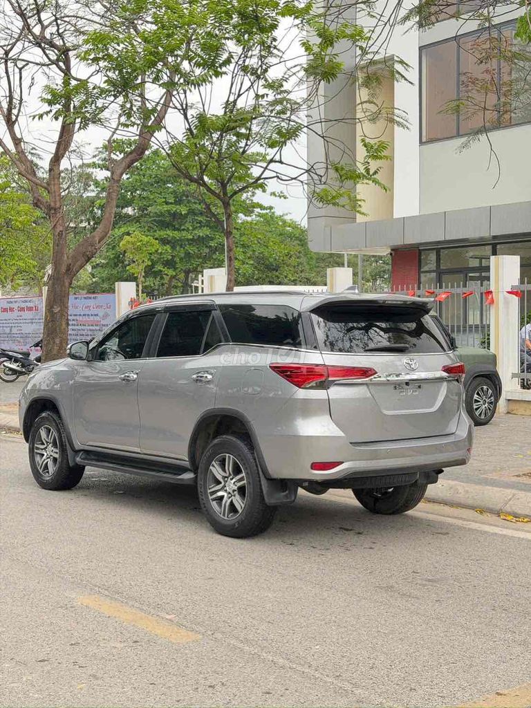 Toyota Fortuner 2017 - ảnh 3