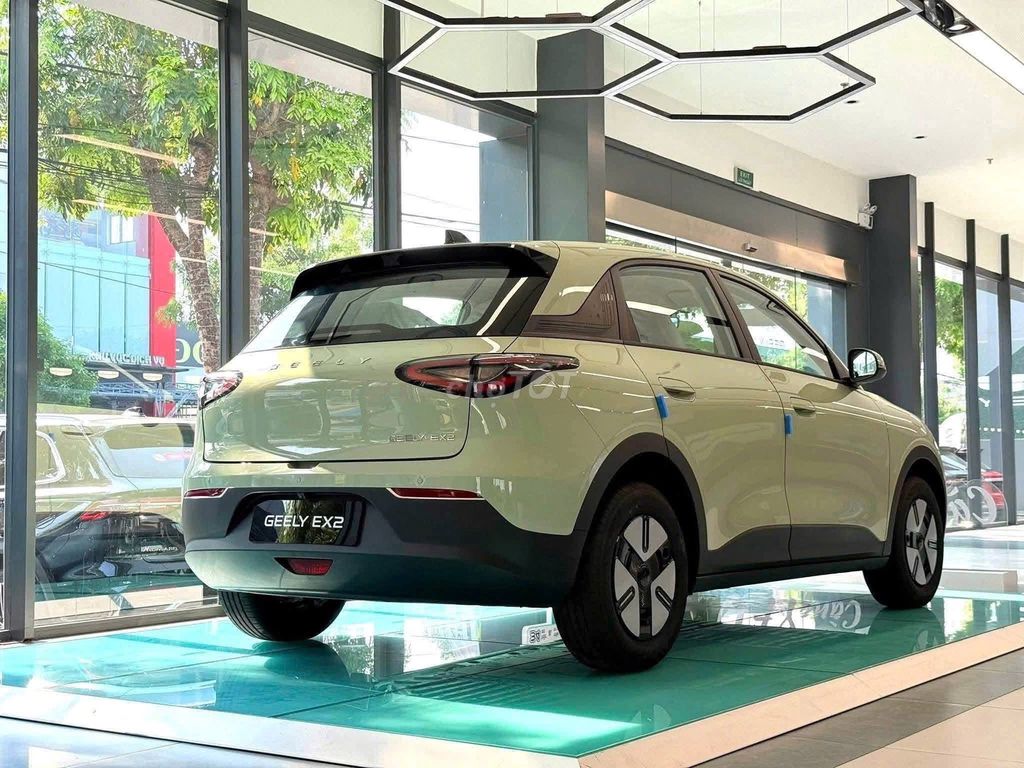 Geely EX2 - ảnh 1