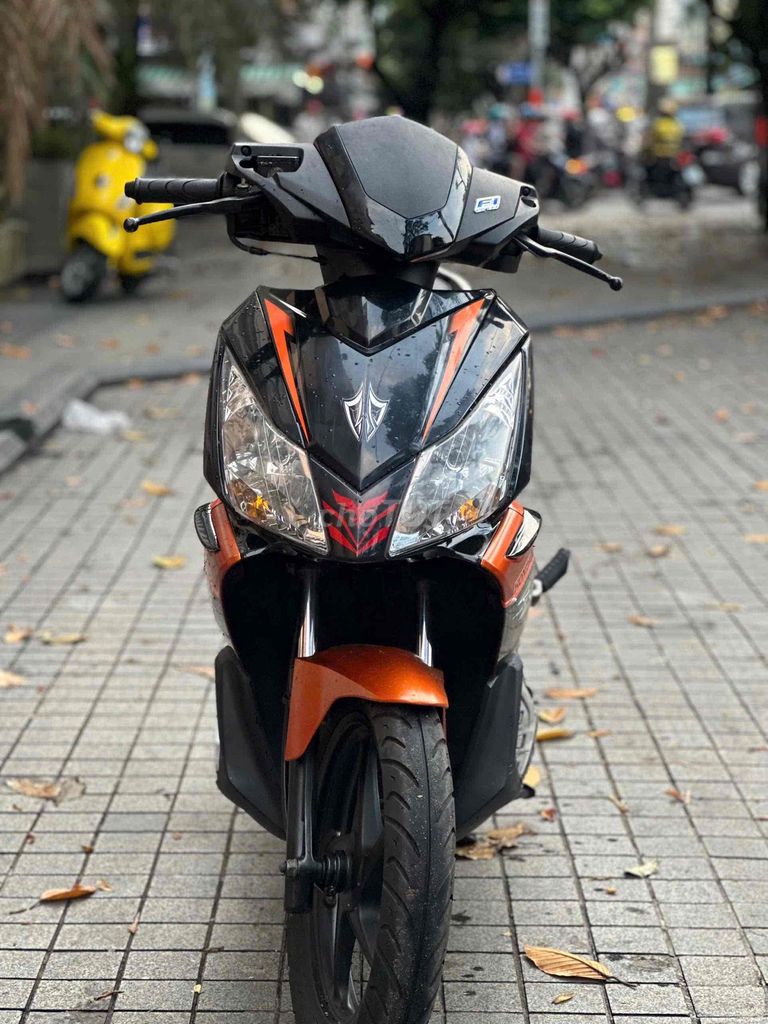Honda Air Blade 2011 - ảnh 2