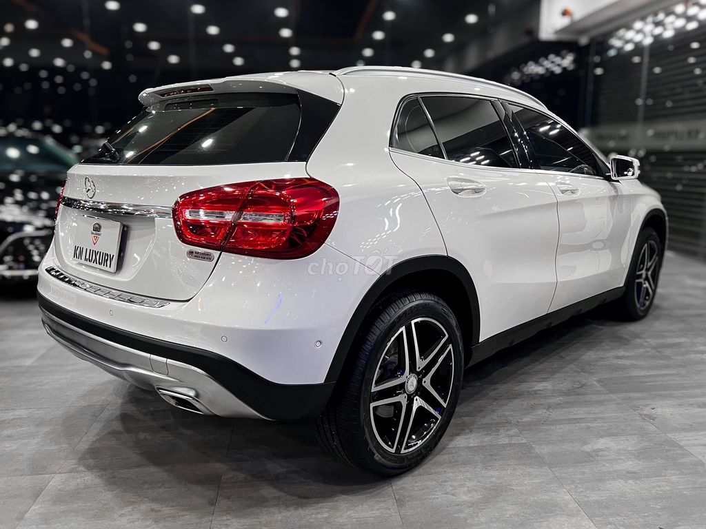 Mercedes-Benz 2016 - ảnh 4
