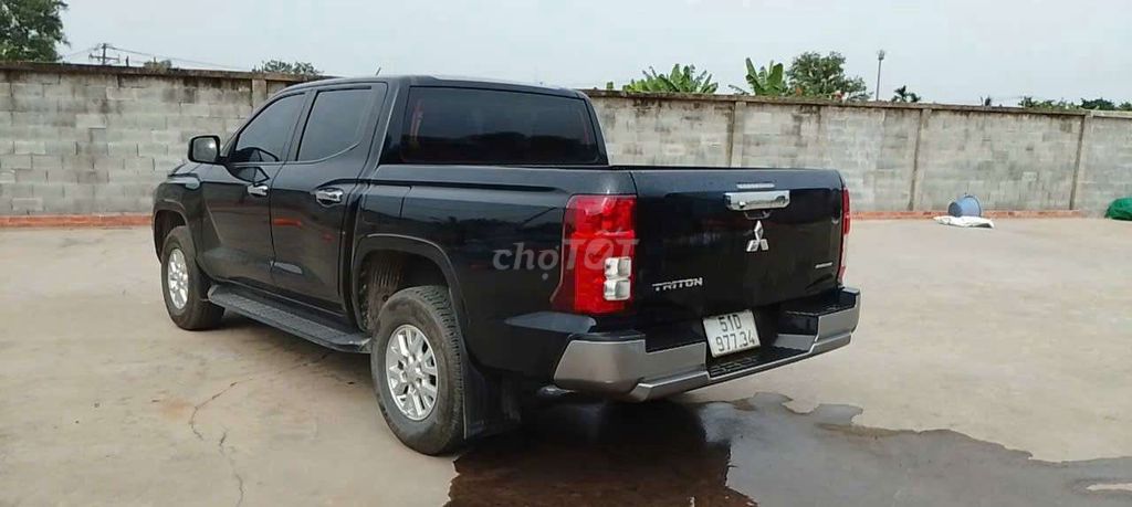 Mitsubishi Triton 2024 - ảnh 1