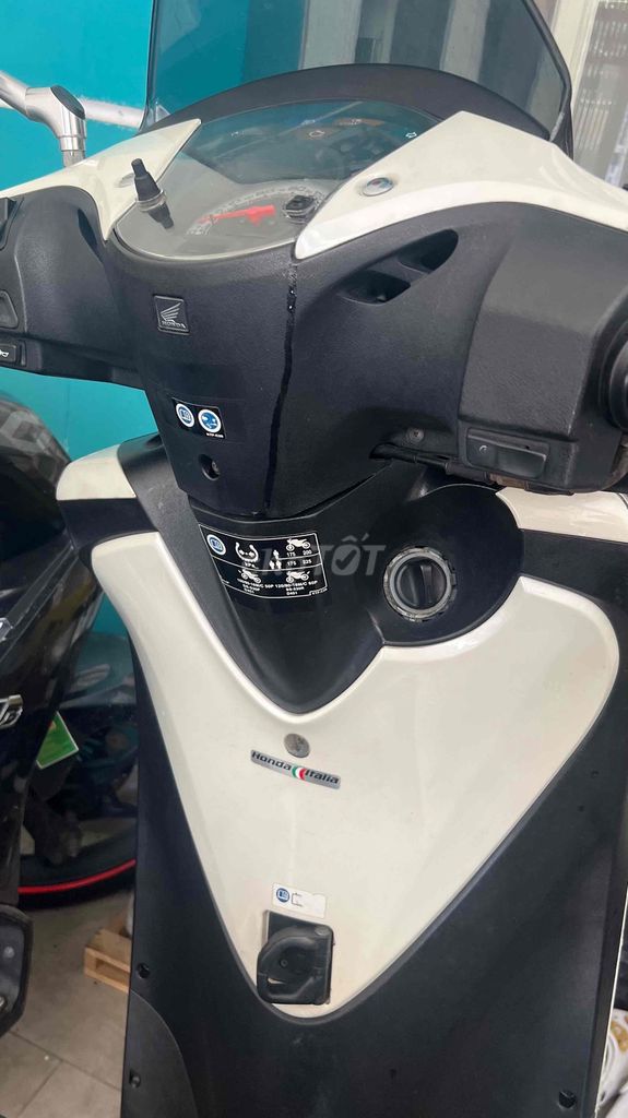 Honda SH 2010 - ảnh 2