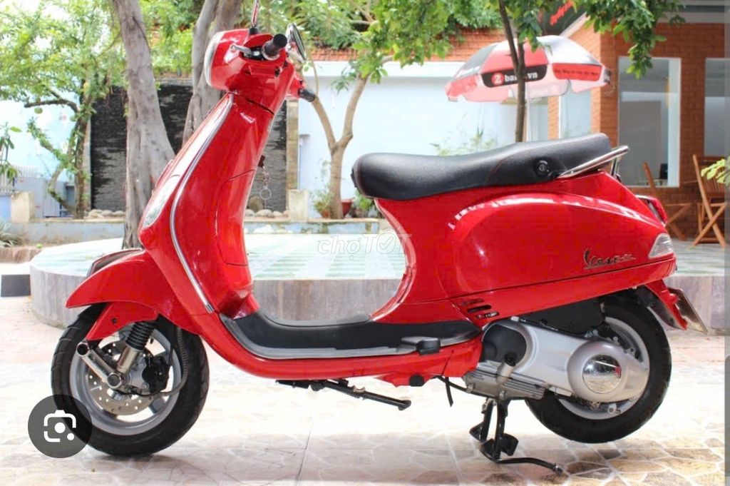 Piaggio Vespa 2012 - ảnh 1