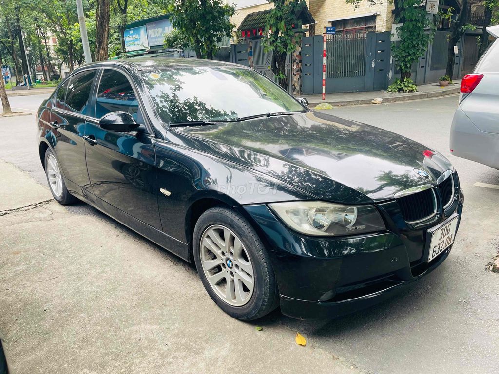 BMW 2008 - ảnh 1