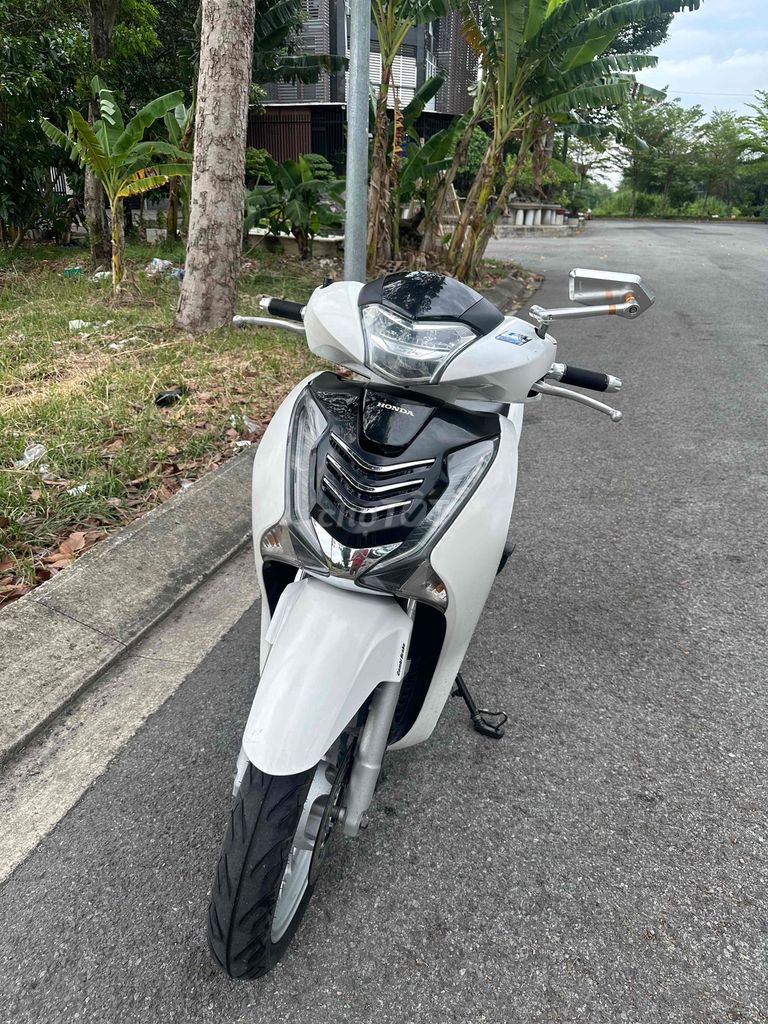 Honda SH 2018 - ảnh 1