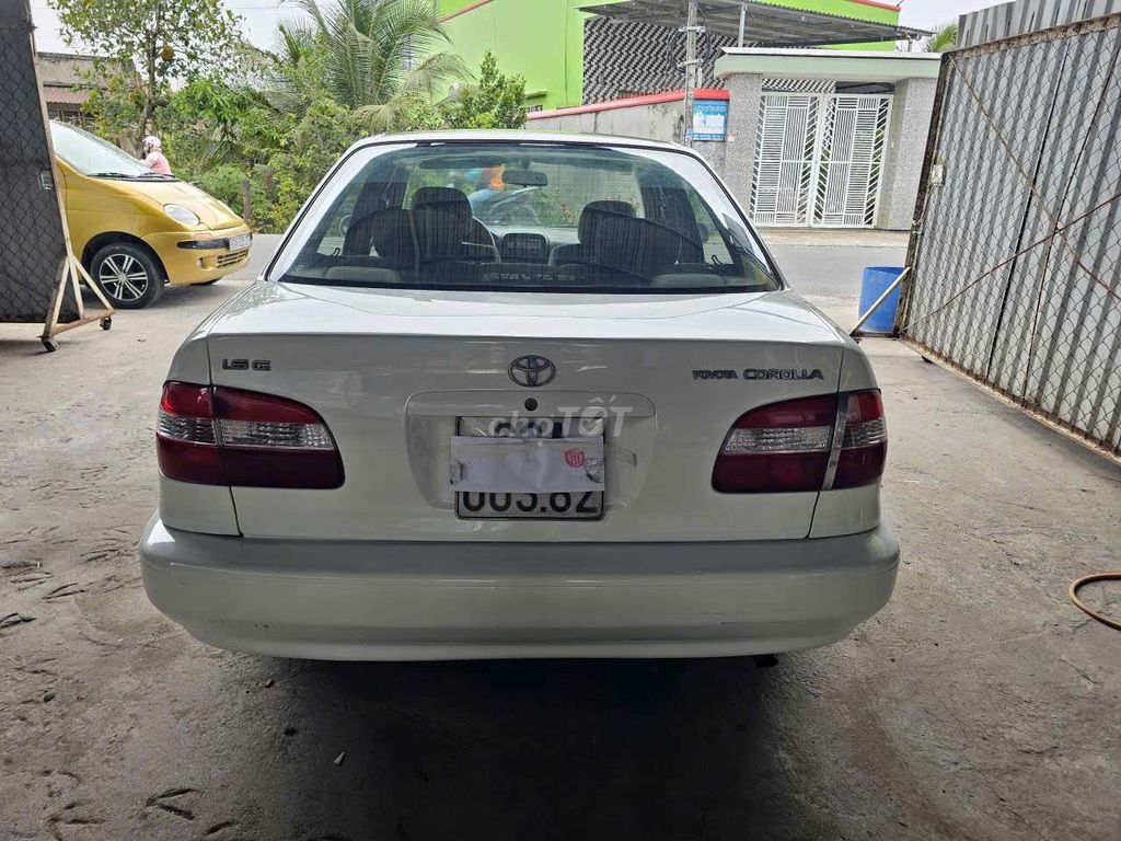 Toyota Corolla - ảnh 5
