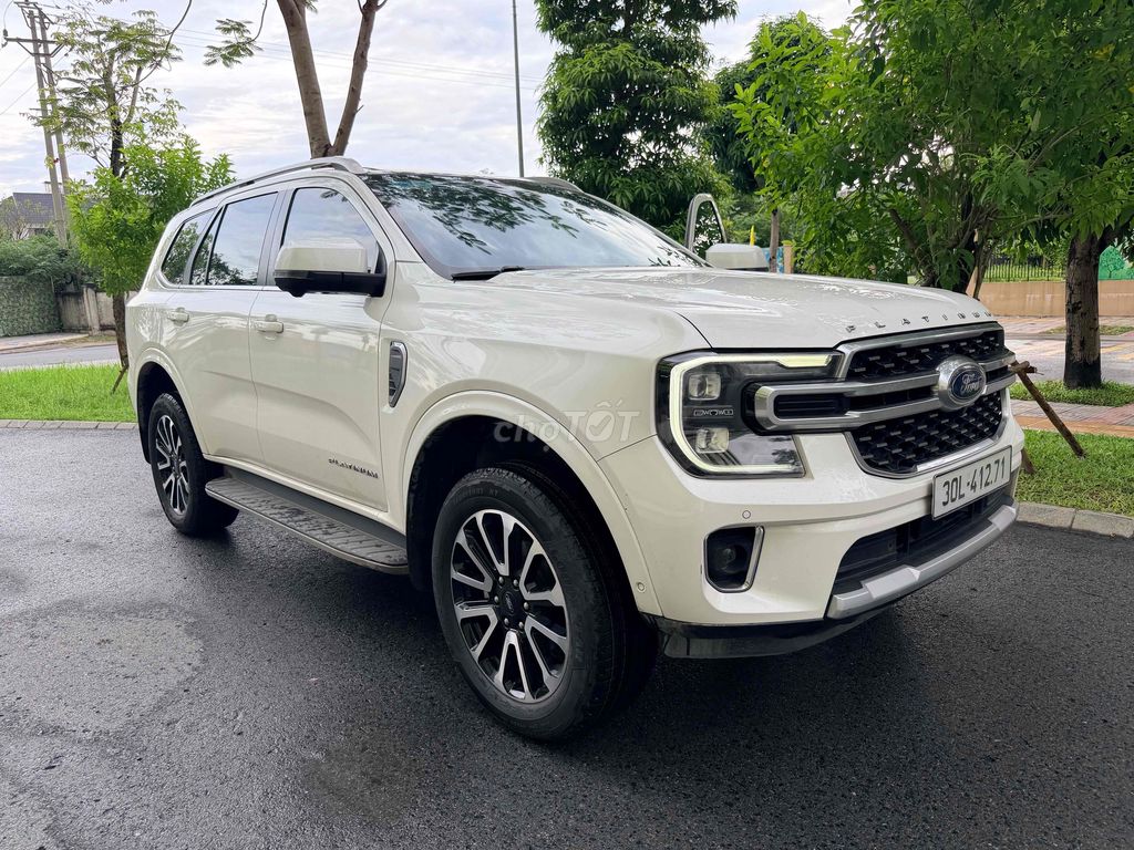 Ford Everest 2024 - ảnh 1