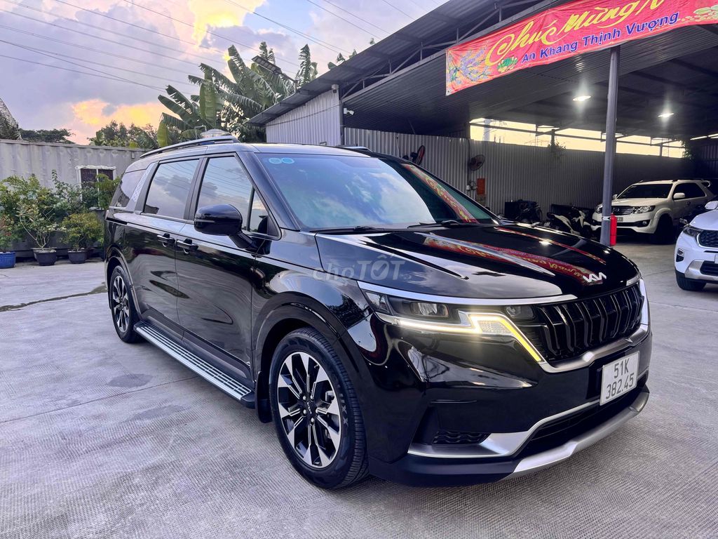 Kia Carnival - ảnh 3