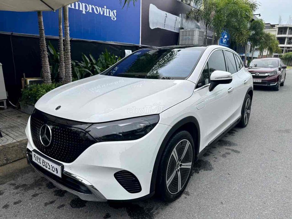 Mercedes-Benz 2023 - ảnh 1