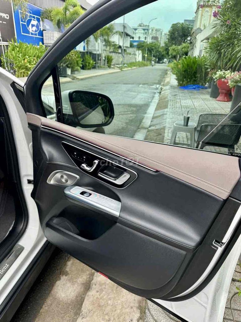 Mercedes-Benz 2023 - ảnh 4