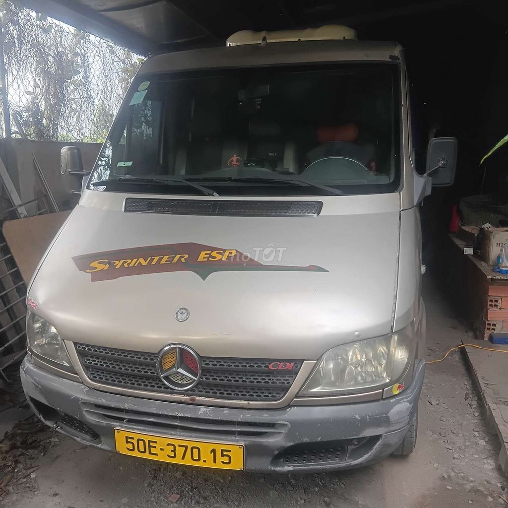Mercedes-Benz - ảnh 1