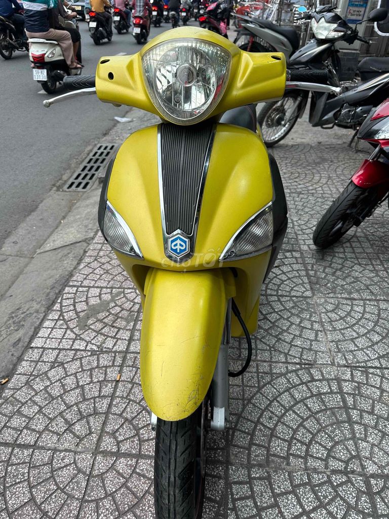 Piaggio 2013 - ảnh 2