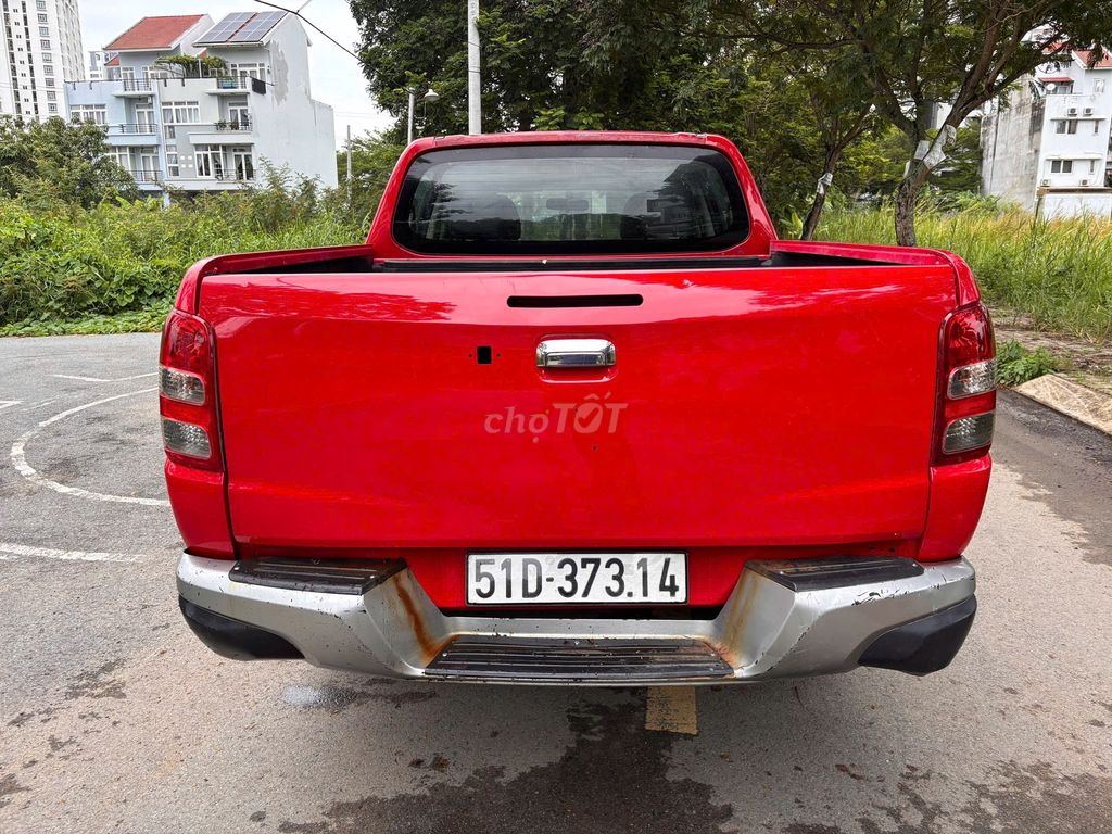 Mitsubishi Triton 2020 - ảnh 1