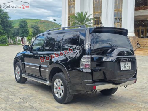 Mitsubishi Pajero 2015 - ảnh 4