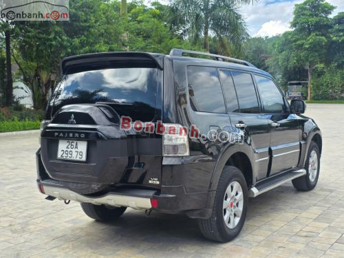 Mitsubishi Pajero 2015 - ảnh 5