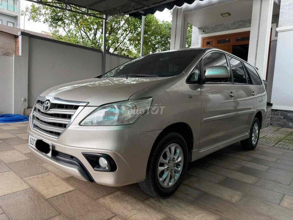 Toyota Innova 2.0G 2015 - ảnh 1