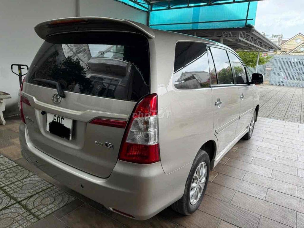Toyota Innova 2.0G 2015 - ảnh 3