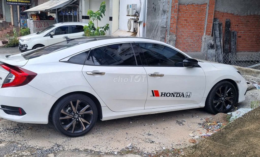 Honda Civic 2019 - ảnh 2