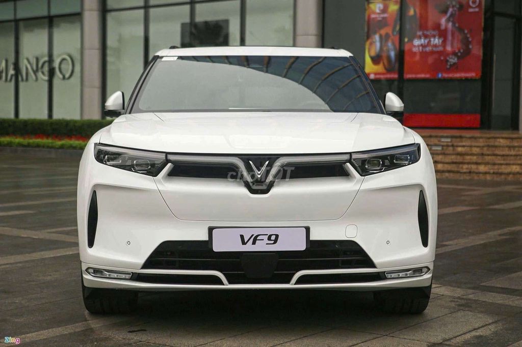 VinFast VF9 - ảnh 3