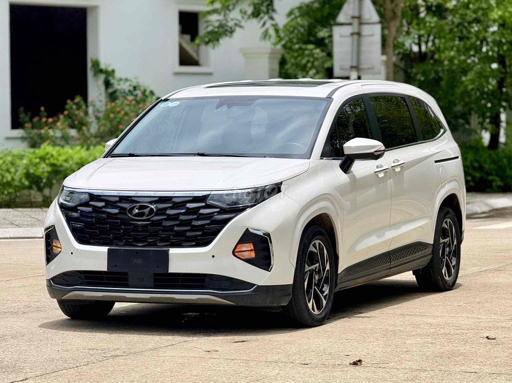 Hyundai Custin 2023 - ảnh 3