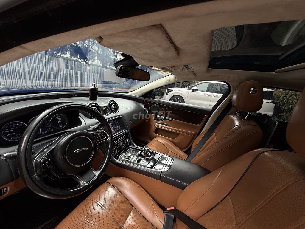 Jaguar 2015 - ảnh 2
