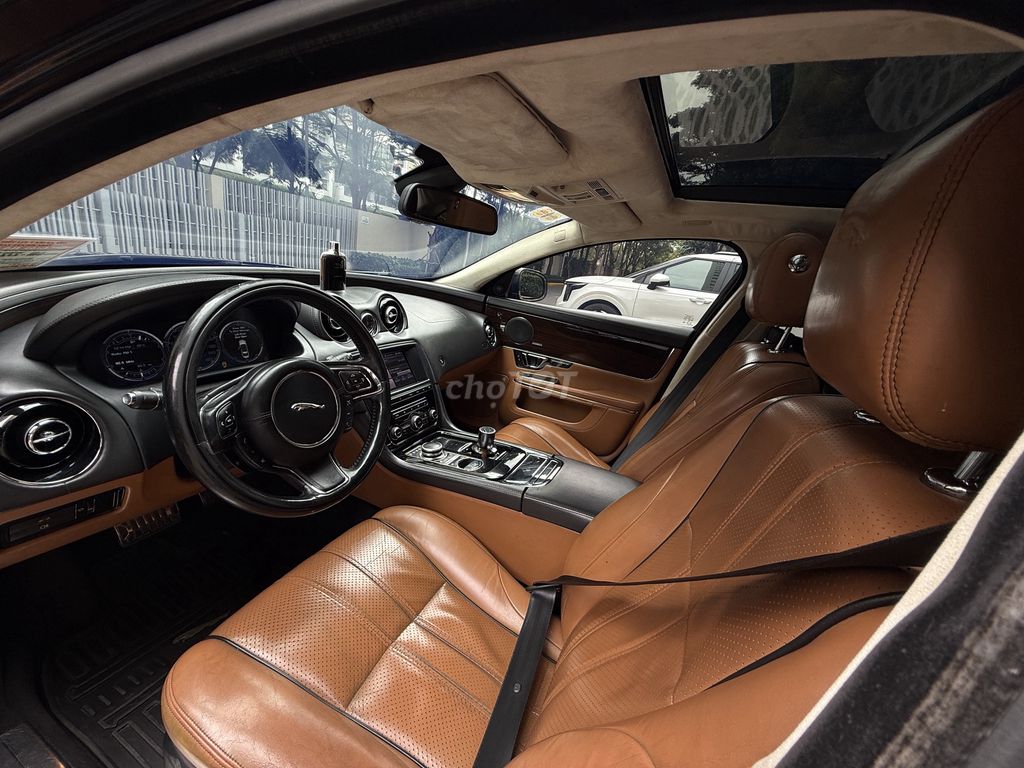 Jaguar 2015 - ảnh 3