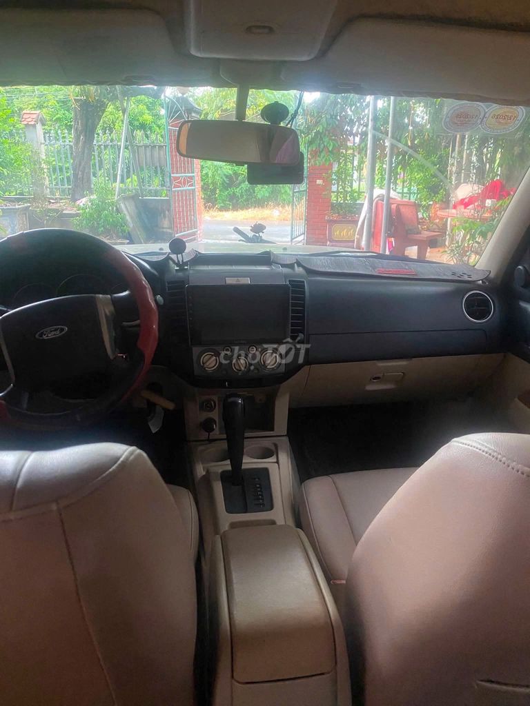 Ford Everest 2011 - ảnh 5