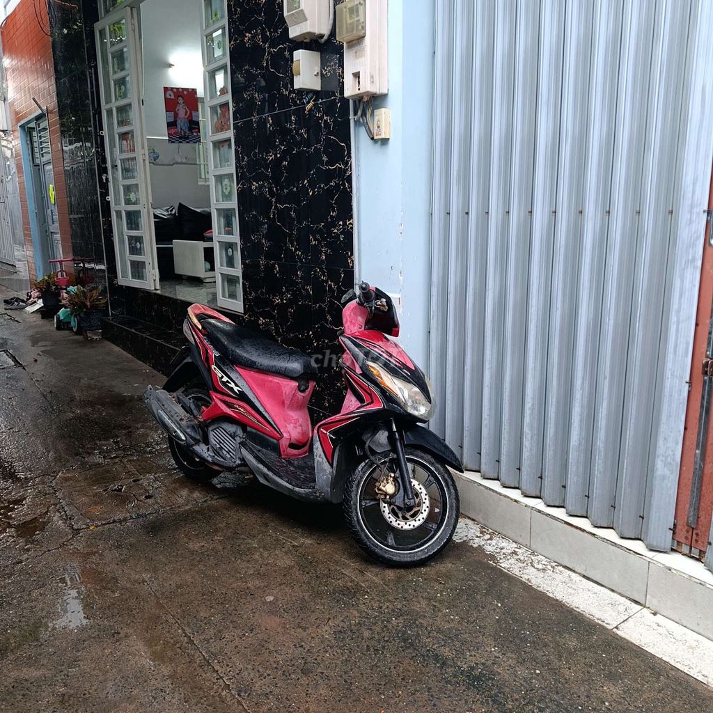 Yamaha Luvias 2011 - ảnh 1