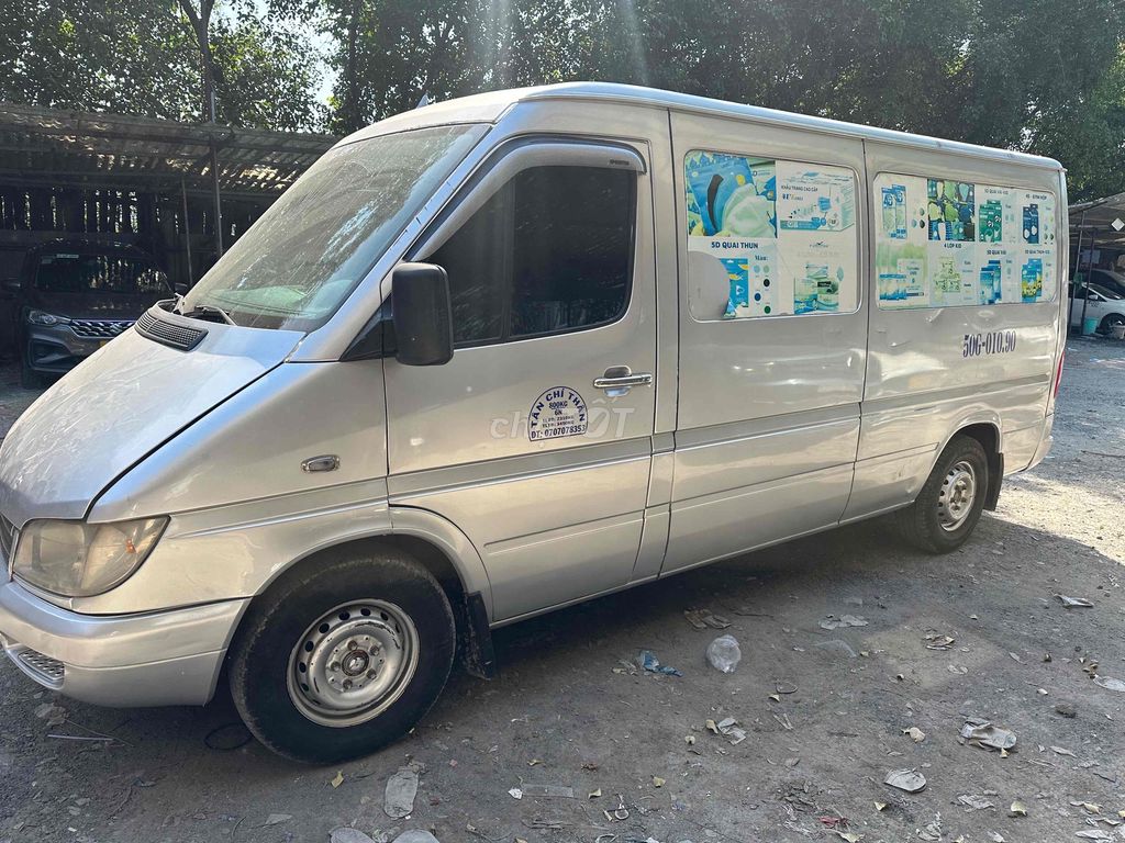 Mercedes-Benz 2010 - ảnh 3