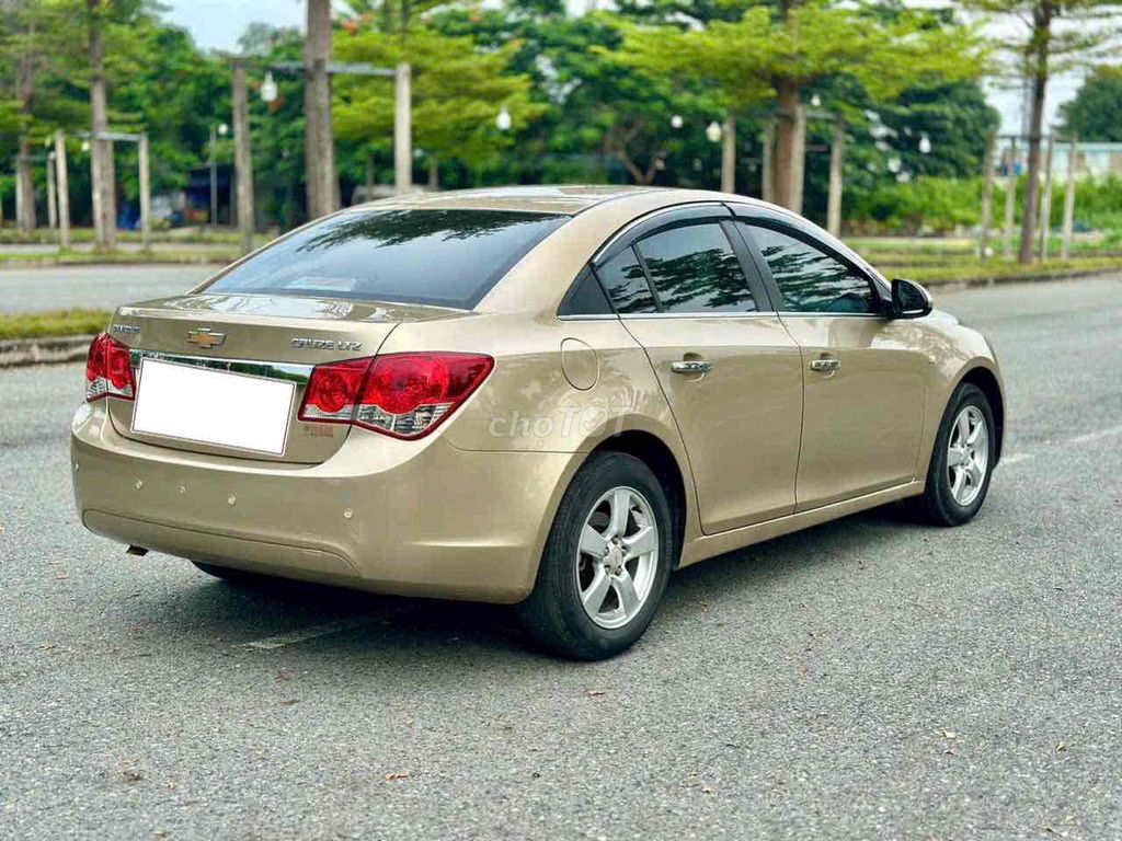 Chevrolet Cruze 2010 - ảnh 5