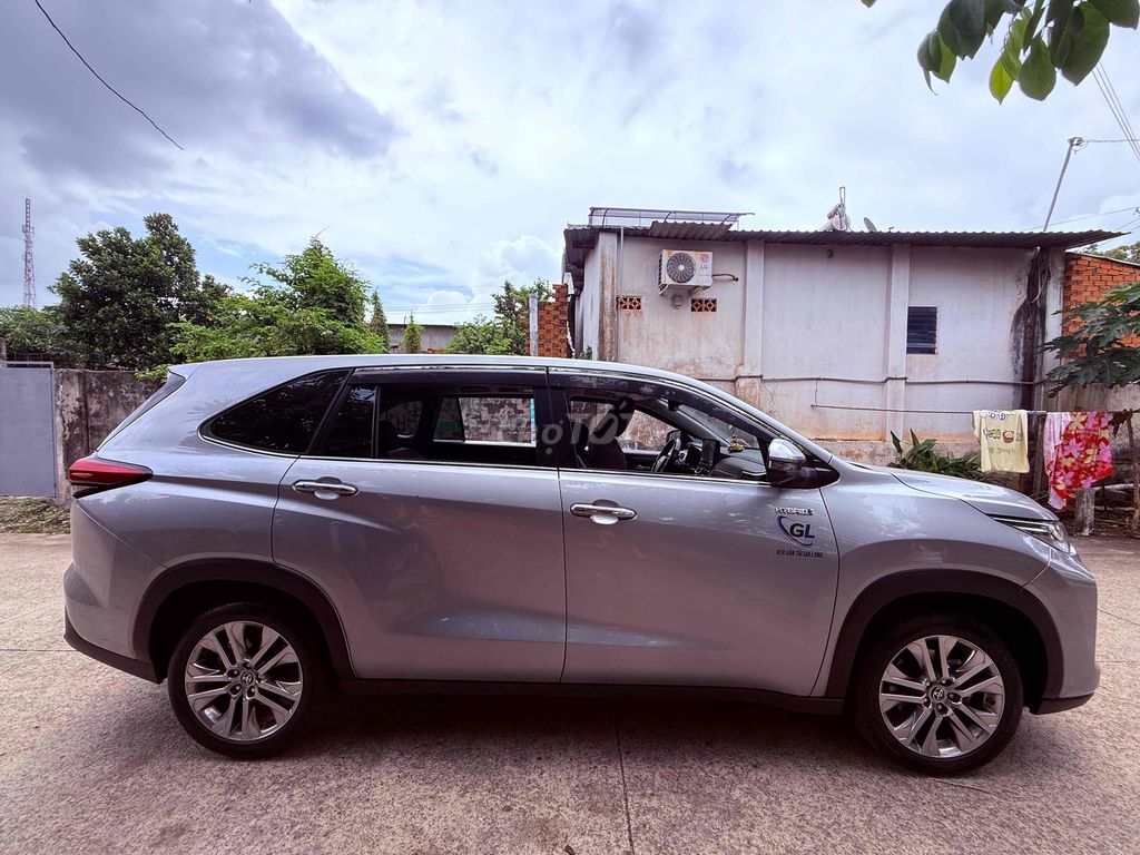 Toyota Innova Cross 2025 - ảnh 4