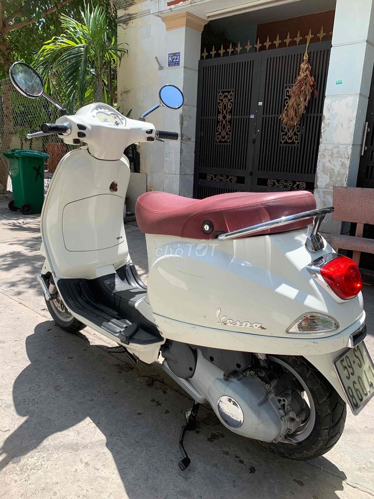 Piaggio Vespa 2013 - ảnh 4