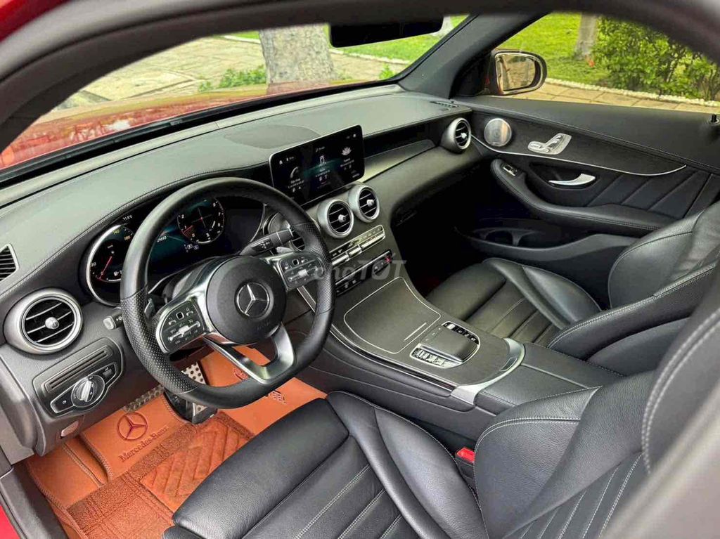 Mercedes-Benz GLC 2021 - ảnh 5