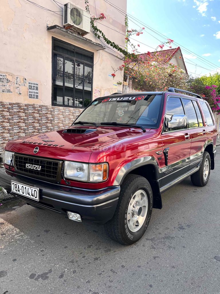 Isuzu Trooper 1999 - ảnh 2