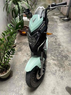 VinFast Impes 2021 - ảnh 1