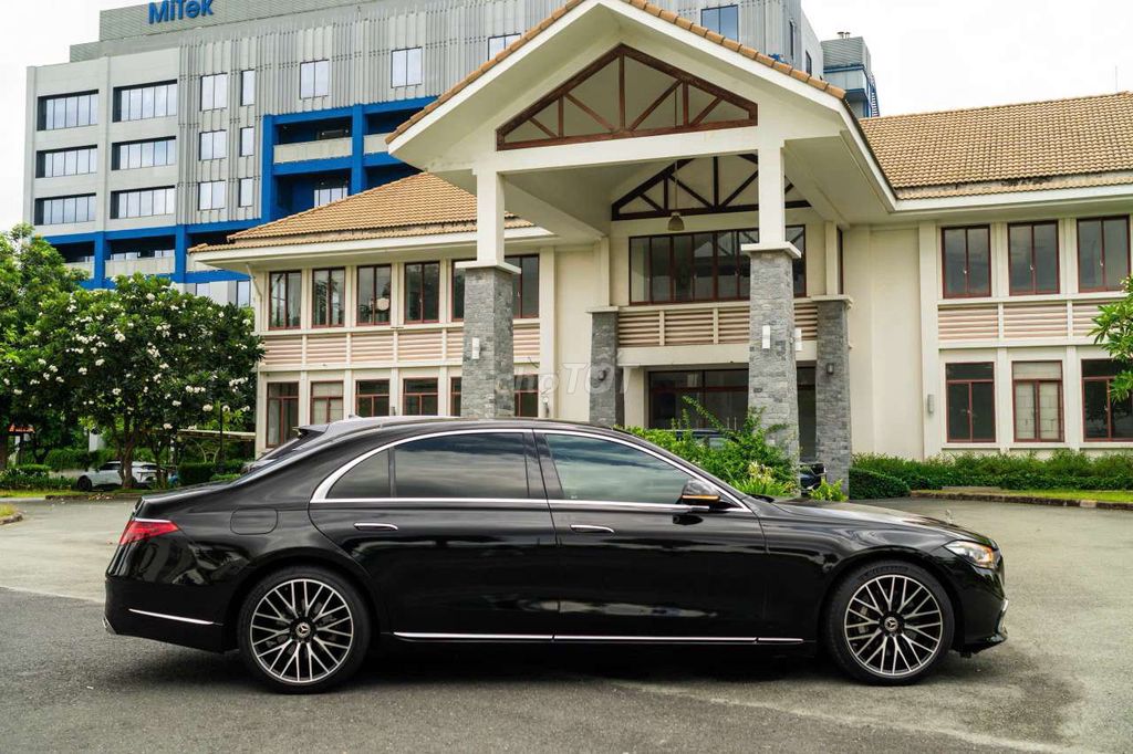 Mercedes-Benz 2022 - ảnh 3