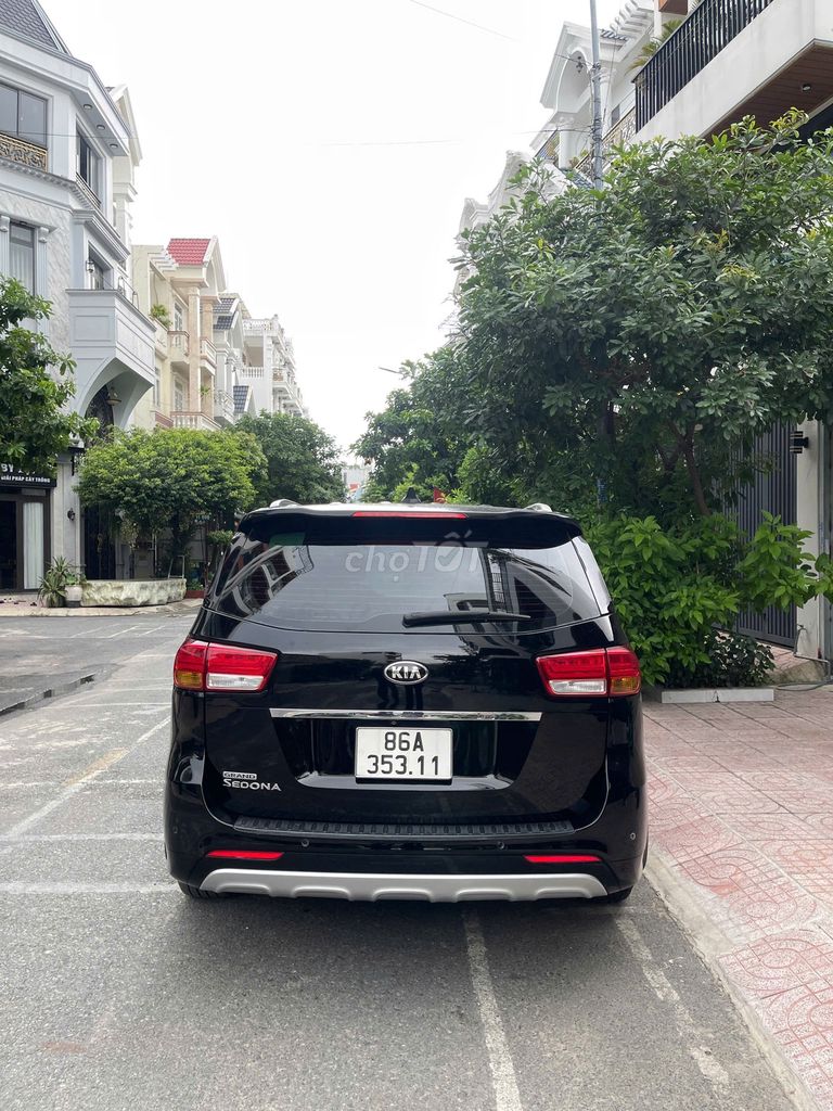 Kia Sedona 2016 - ảnh 4