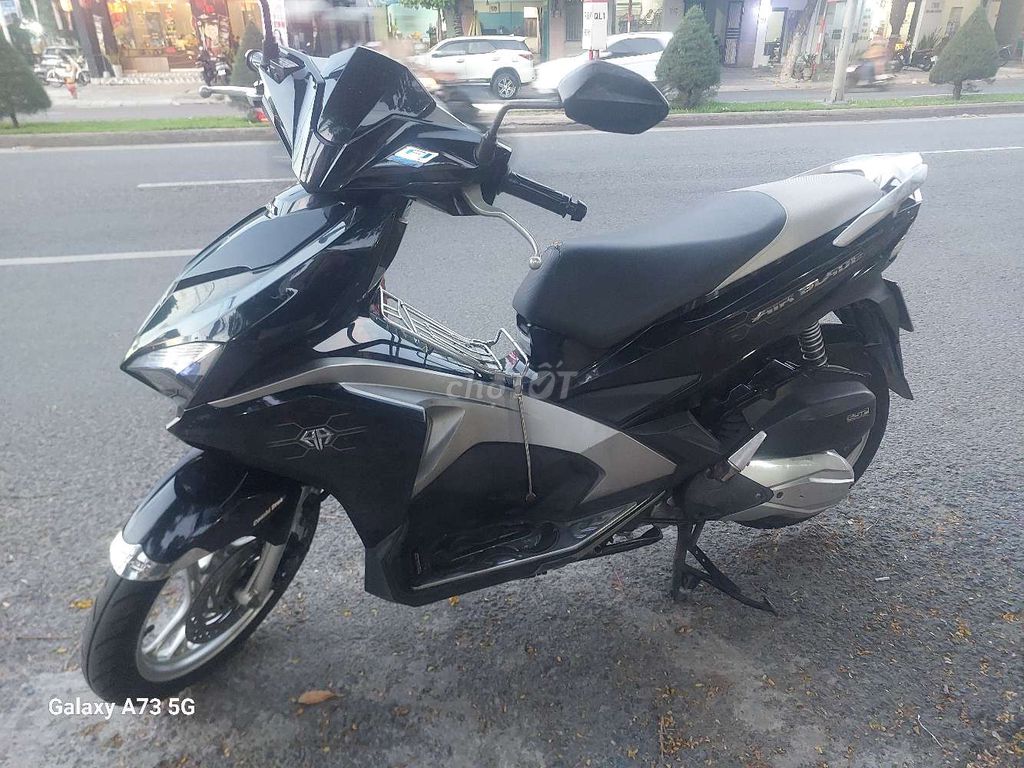 Honda Air Blade 2016 - ảnh 1