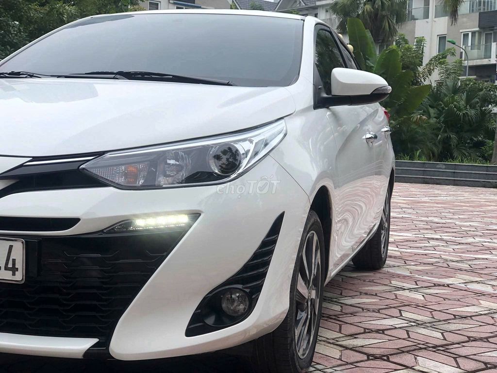 Toyota Yaris - ảnh 3