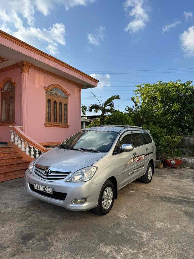 Toyota Innova G 2009 - ảnh 2