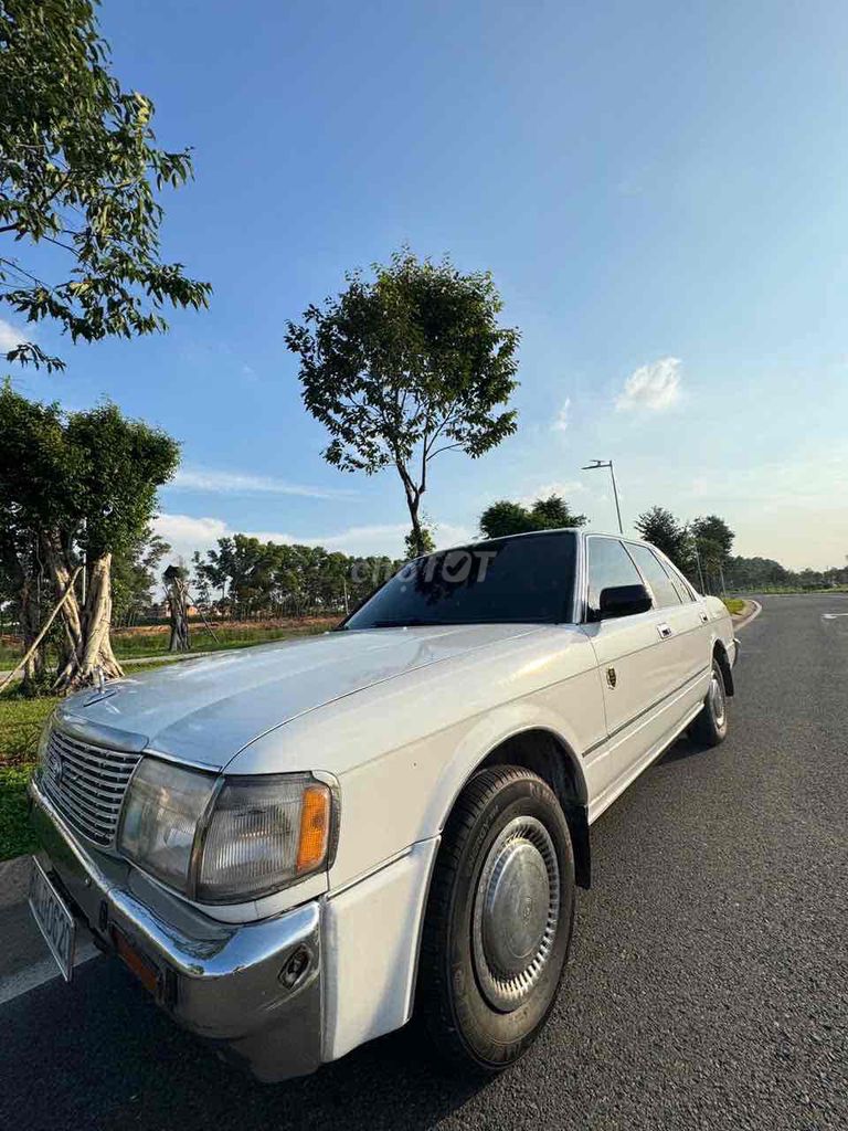 Toyota 1994 - ảnh 2
