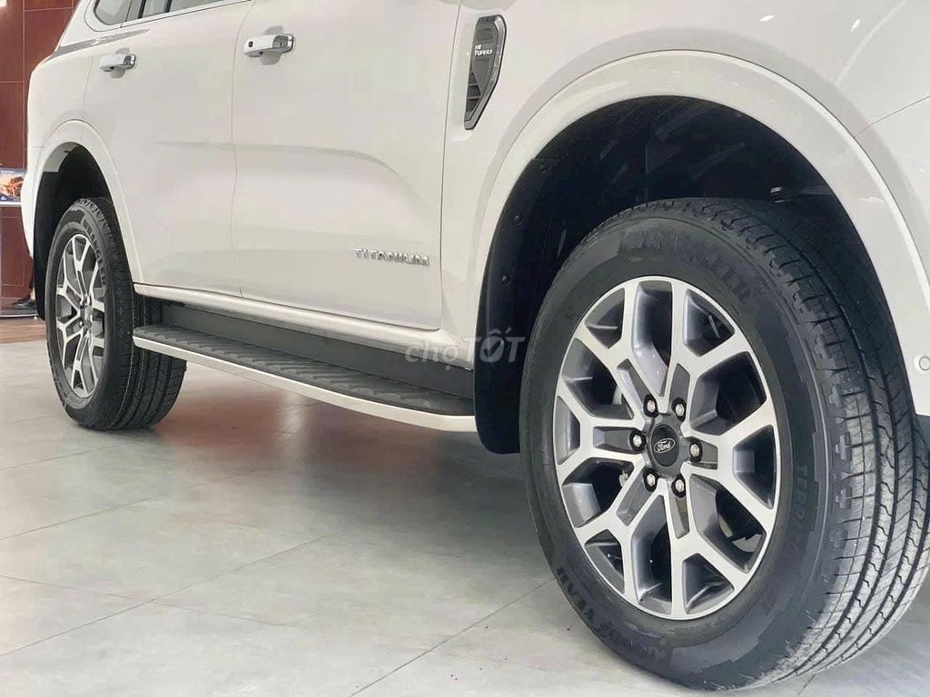 Ford 2025 - ảnh 4