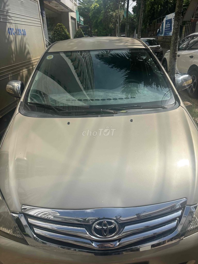 Toyota Innova 2009 - ảnh 2