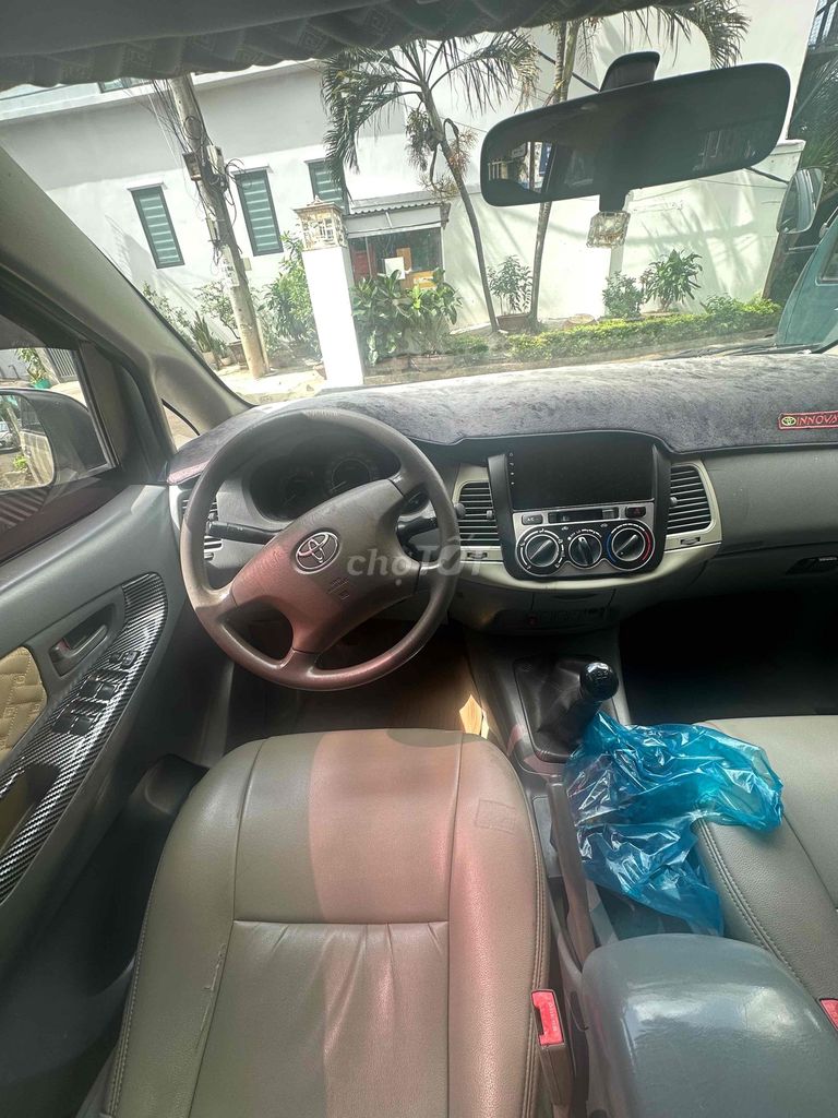 Toyota Innova 2009 - ảnh 5