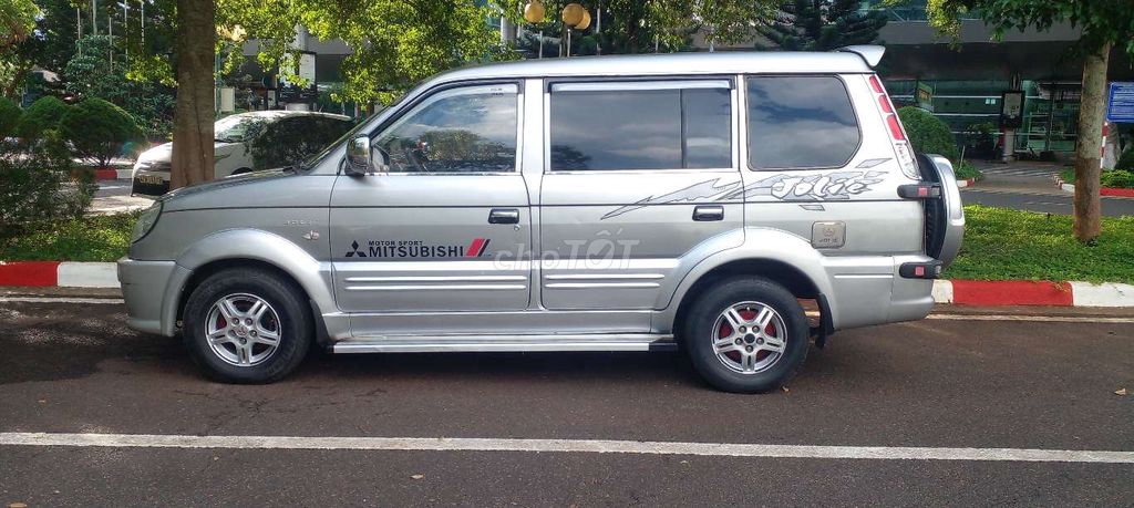Mitsubishi Jolie 2004 - ảnh 1