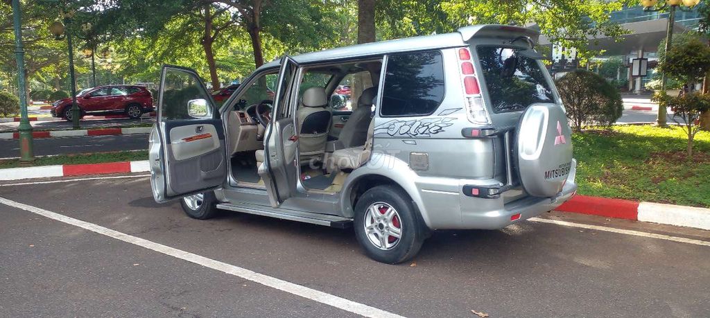 Mitsubishi Jolie 2004 - ảnh 2