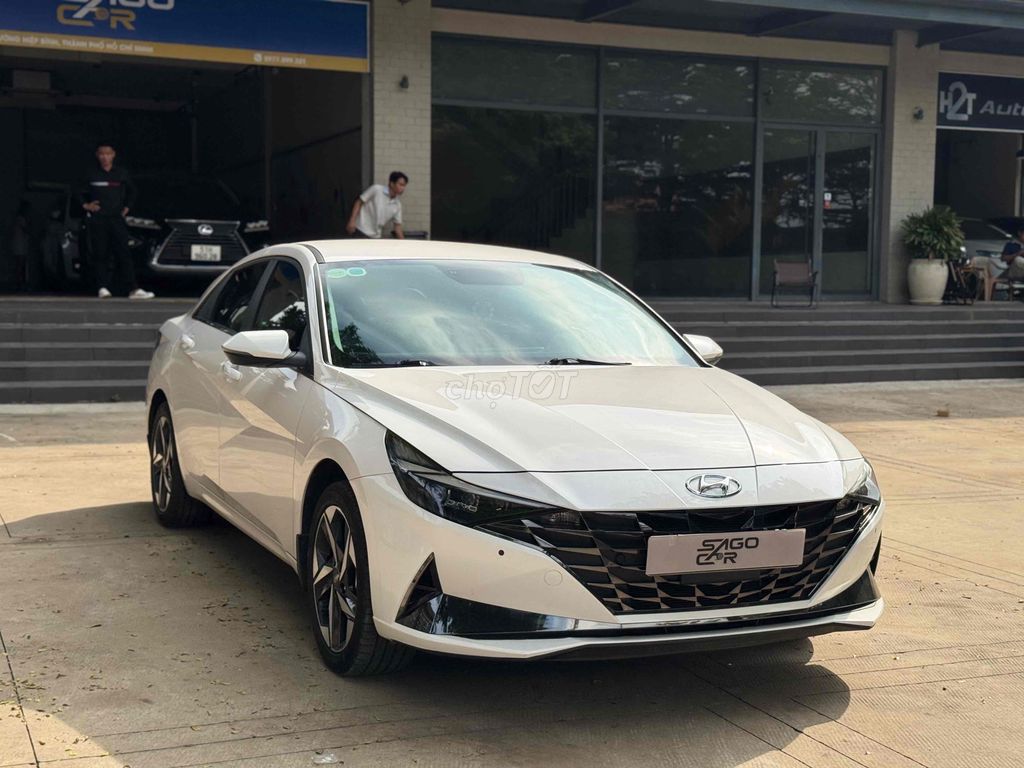 Hyundai Elantra 2024 - ảnh 2
