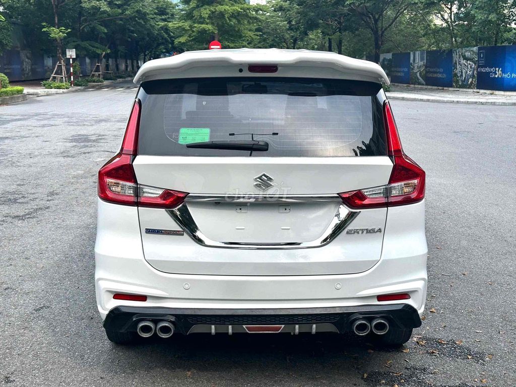 Suzuki Ertiga 2022 - ảnh 2