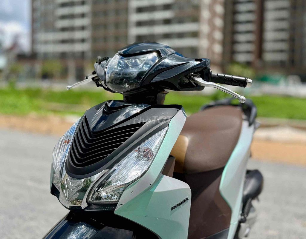 Honda Vision 2020 - ảnh 1