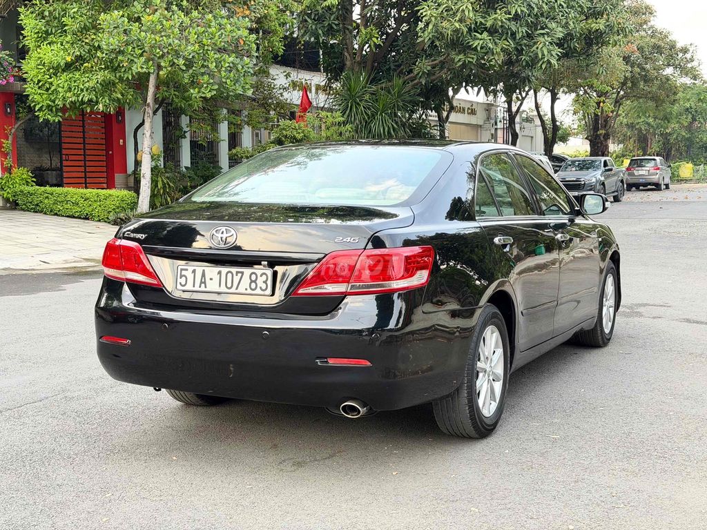 Toyota Camry 2.4G 2011 - ảnh 5